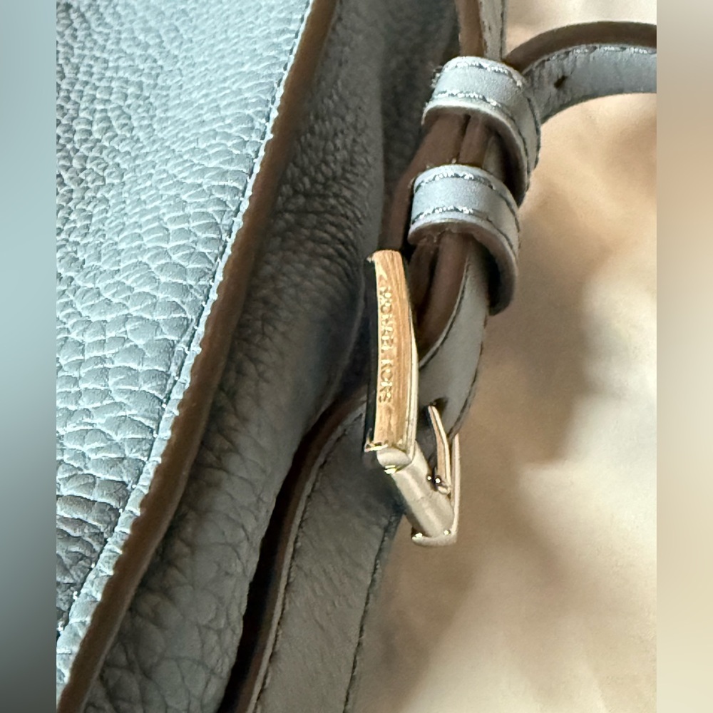 Michael Kors EUC++ Sullivan Blue Pebbled Leather Crossbody Shoulder Bag - Picture 7 of 13